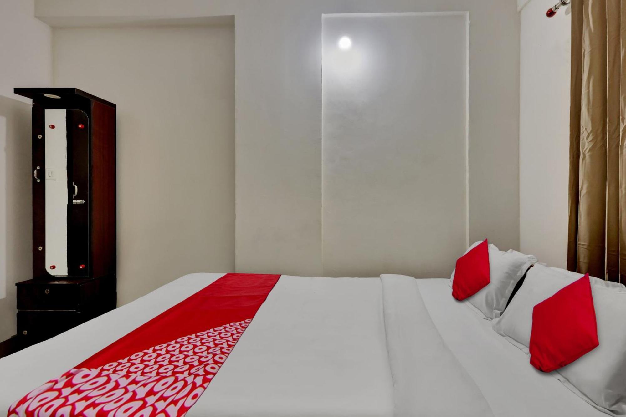 Oyo Flagship Larica Green Valley Guwahati Eksteriør bilde