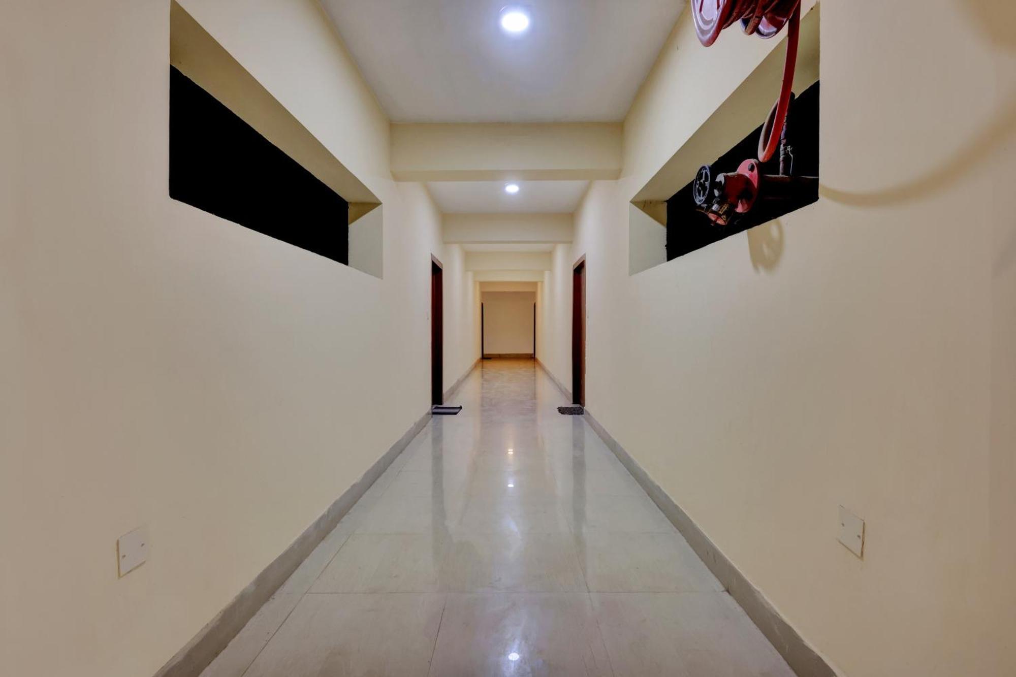 Oyo Flagship Larica Green Valley Guwahati Eksteriør bilde